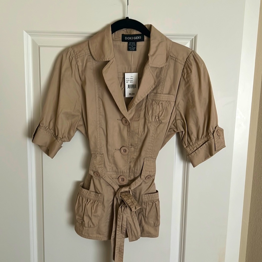 New shortsleeved top/jacket